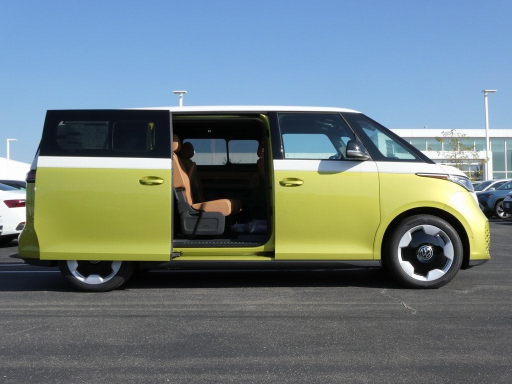 2025 Volkswagen ID. Buzz Pro S Plus