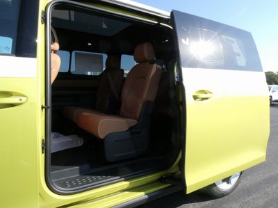 2025 Volkswagen ID. Buzz Pro S Plus