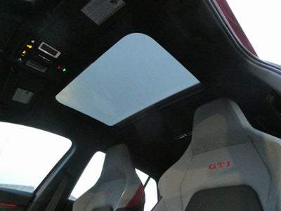 2026 Volkswagen Golf GTI 2.0T SE