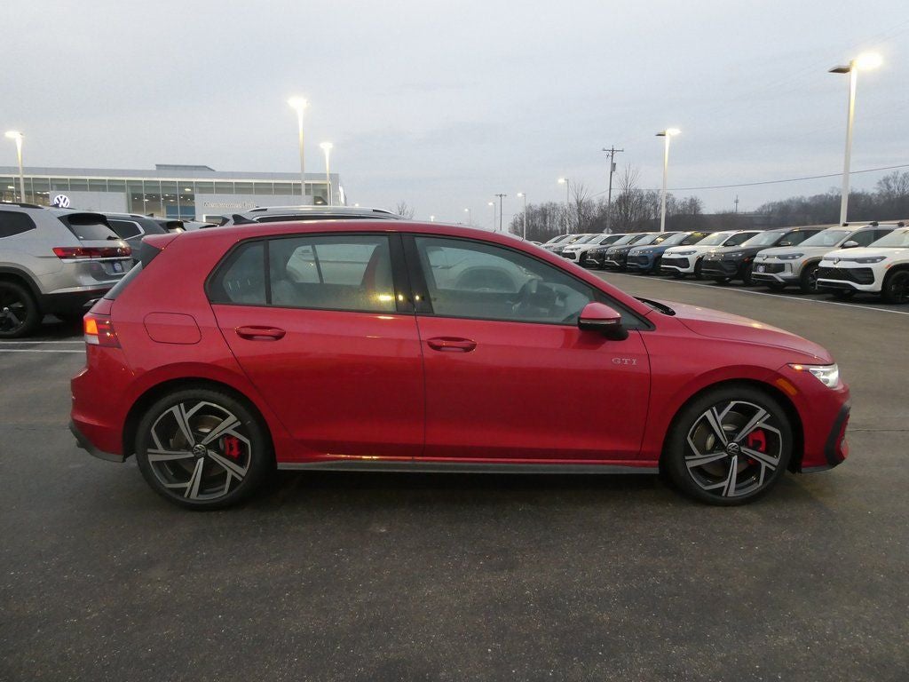 2026 Volkswagen Golf GTI 2.0T SE