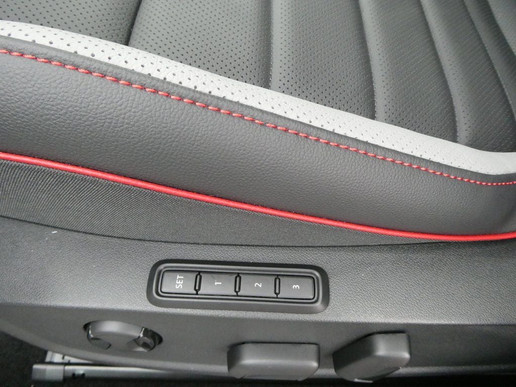 2026 Volkswagen Golf GTI 2.0T SE