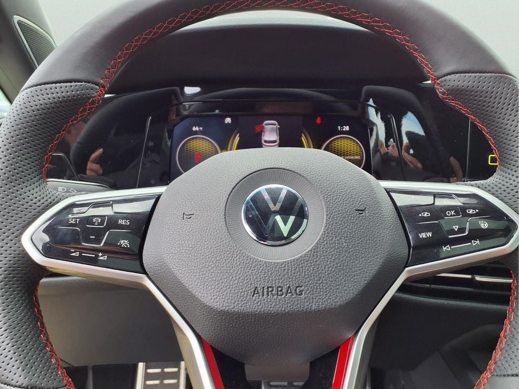 2022 Volkswagen Golf GTI Autobahn