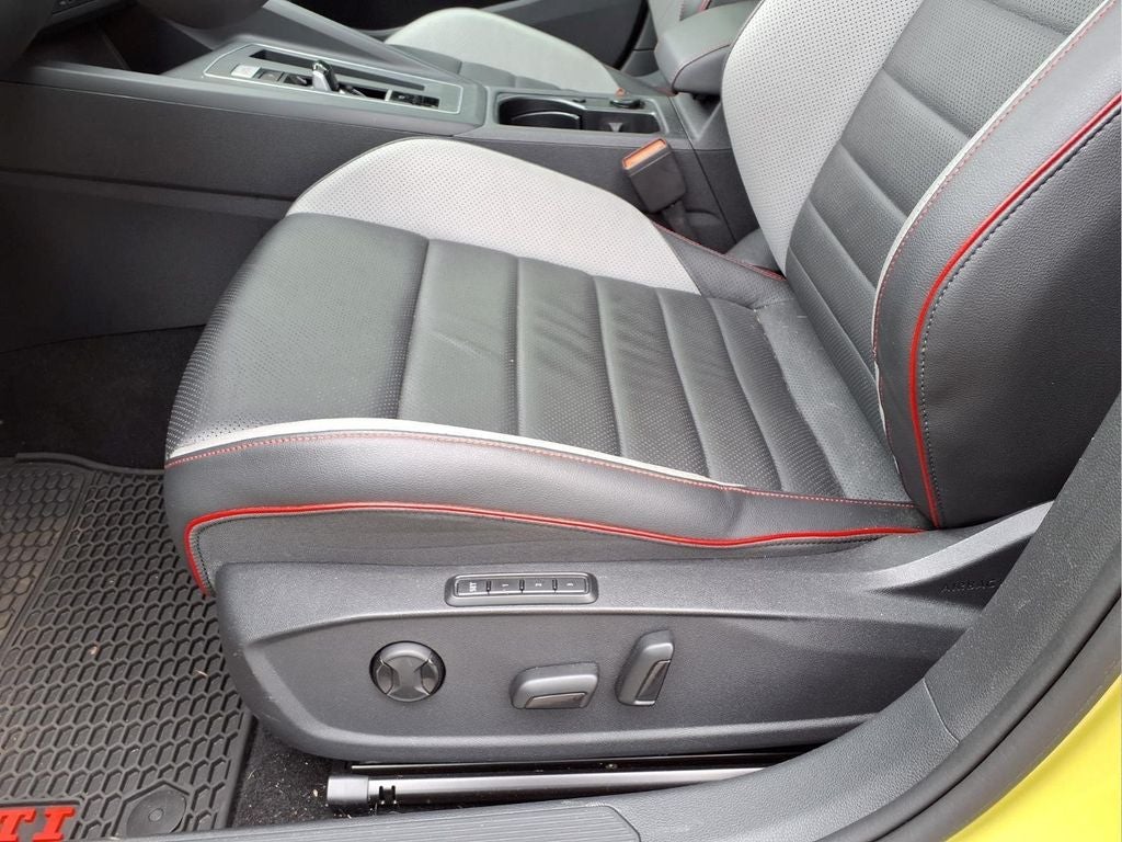 2022 Volkswagen Golf GTI Autobahn