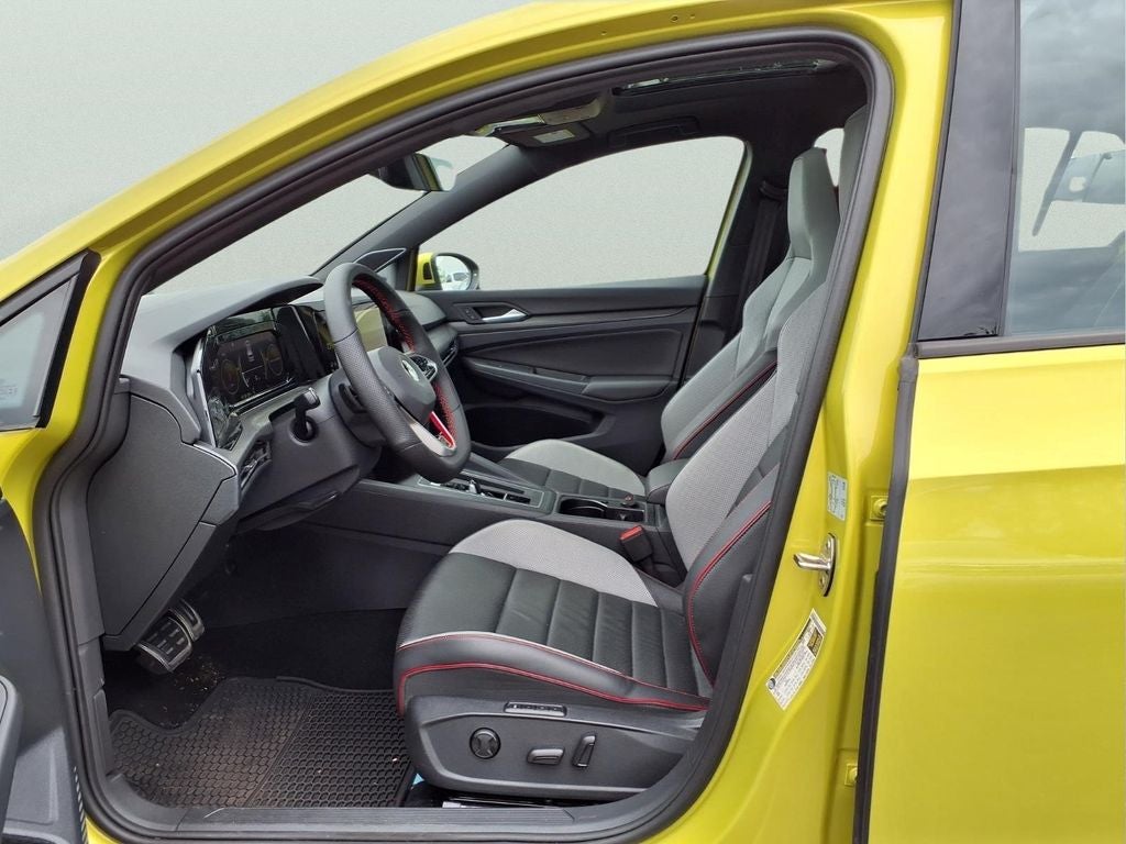 2022 Volkswagen Golf GTI Autobahn