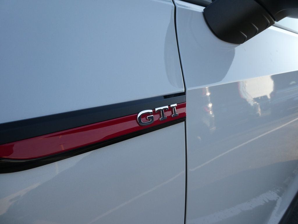 2023 Volkswagen Golf GTI 2.0T 40th Anniversary Edition