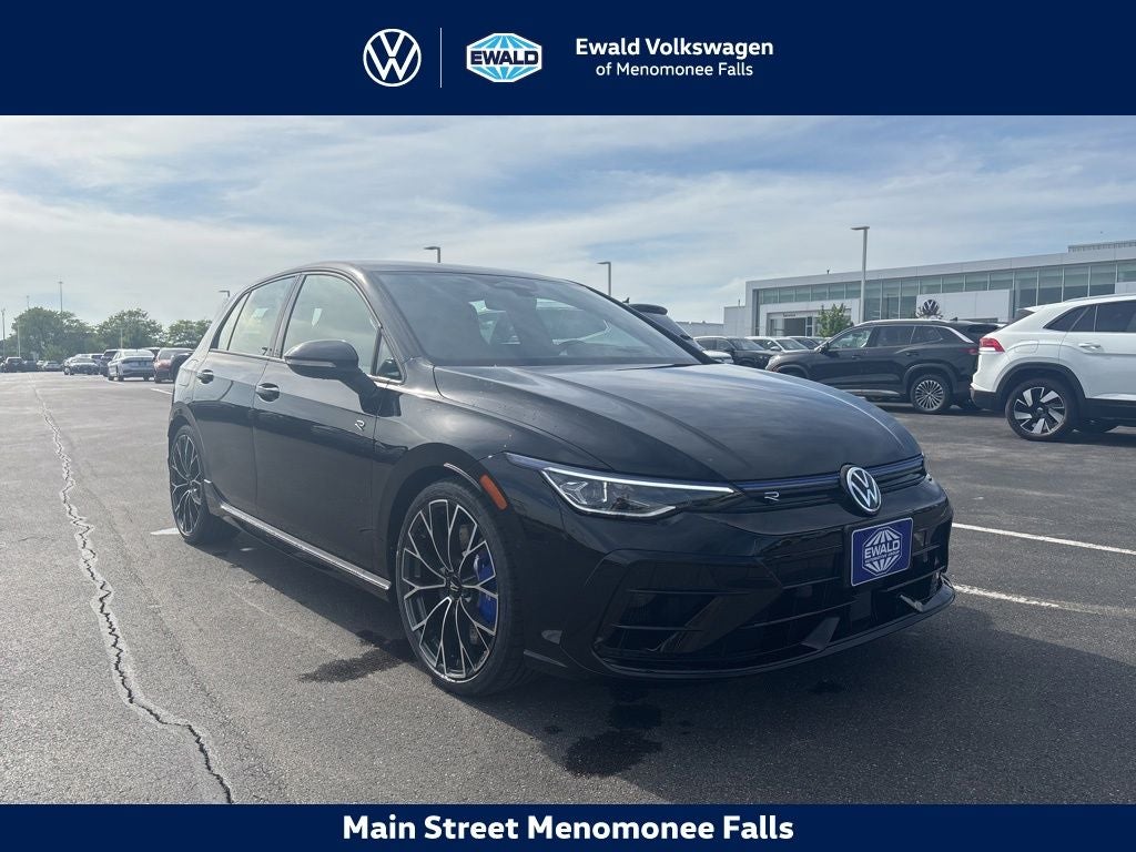 2026 Volkswagen Golf R Golf R 4-door DSG's photo