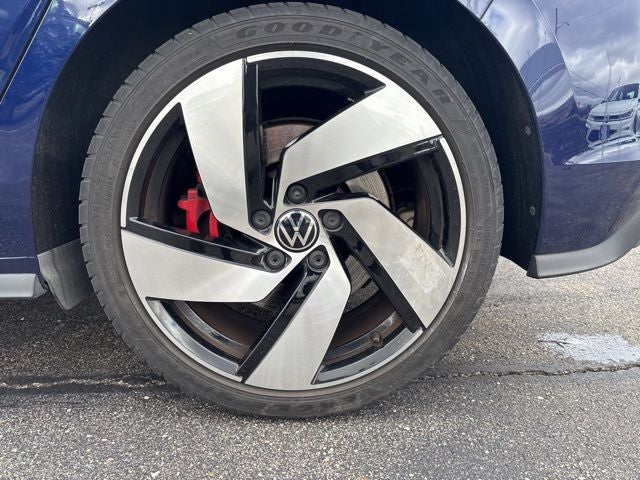 2024 Volkswagen Golf GTI 2.0T S
