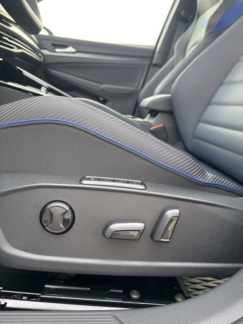 2026 Volkswagen Golf R 2.0T