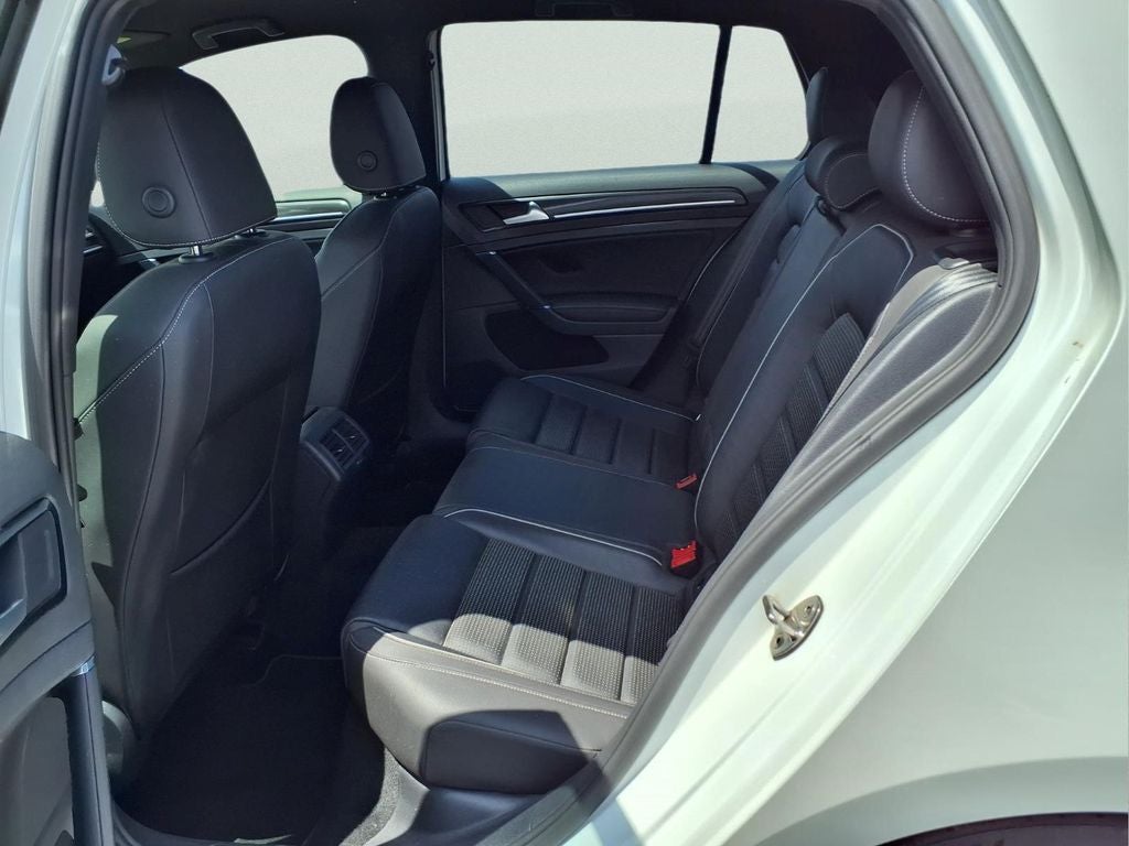 2019 Volkswagen Golf R DCC & Navigation 4Motion 6-Speed Manual