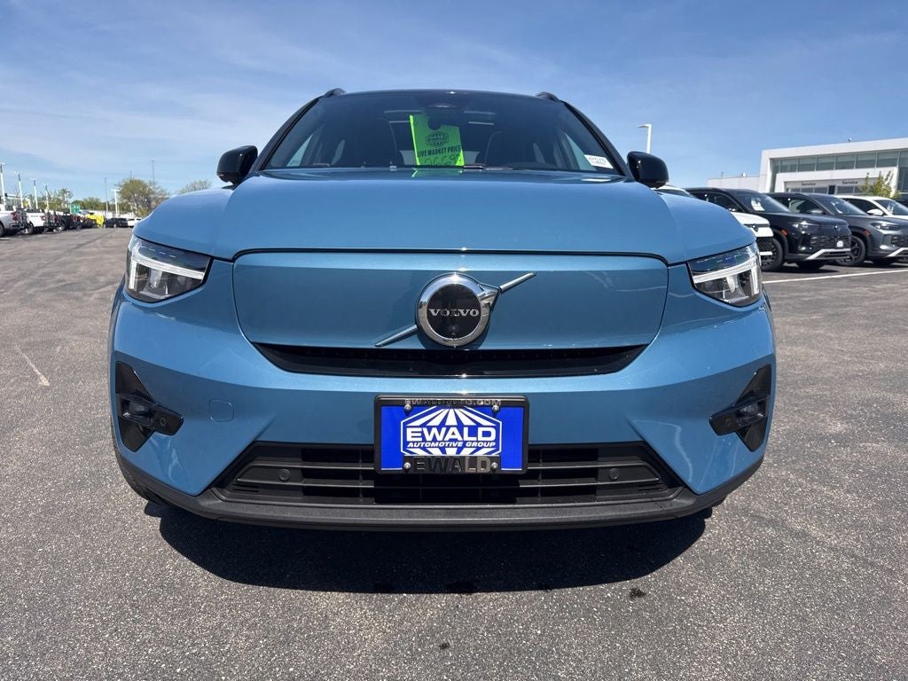 Used 2023 Volvo XC40 Plus with VIN YV4ED3UL7P2983125 for sale in Menomonee Falls, WI