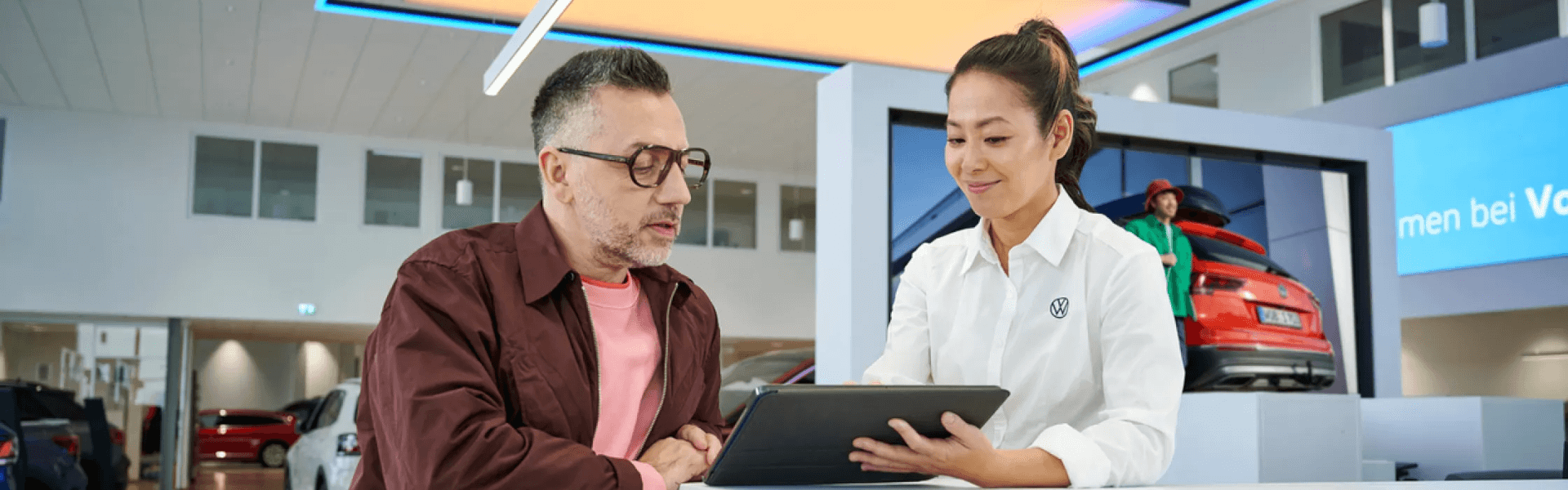 VW Service Center Banner